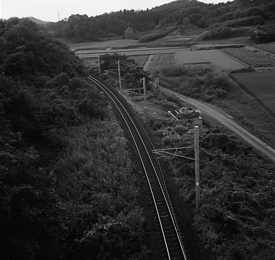 東北線金谷川駅と松川駅の間